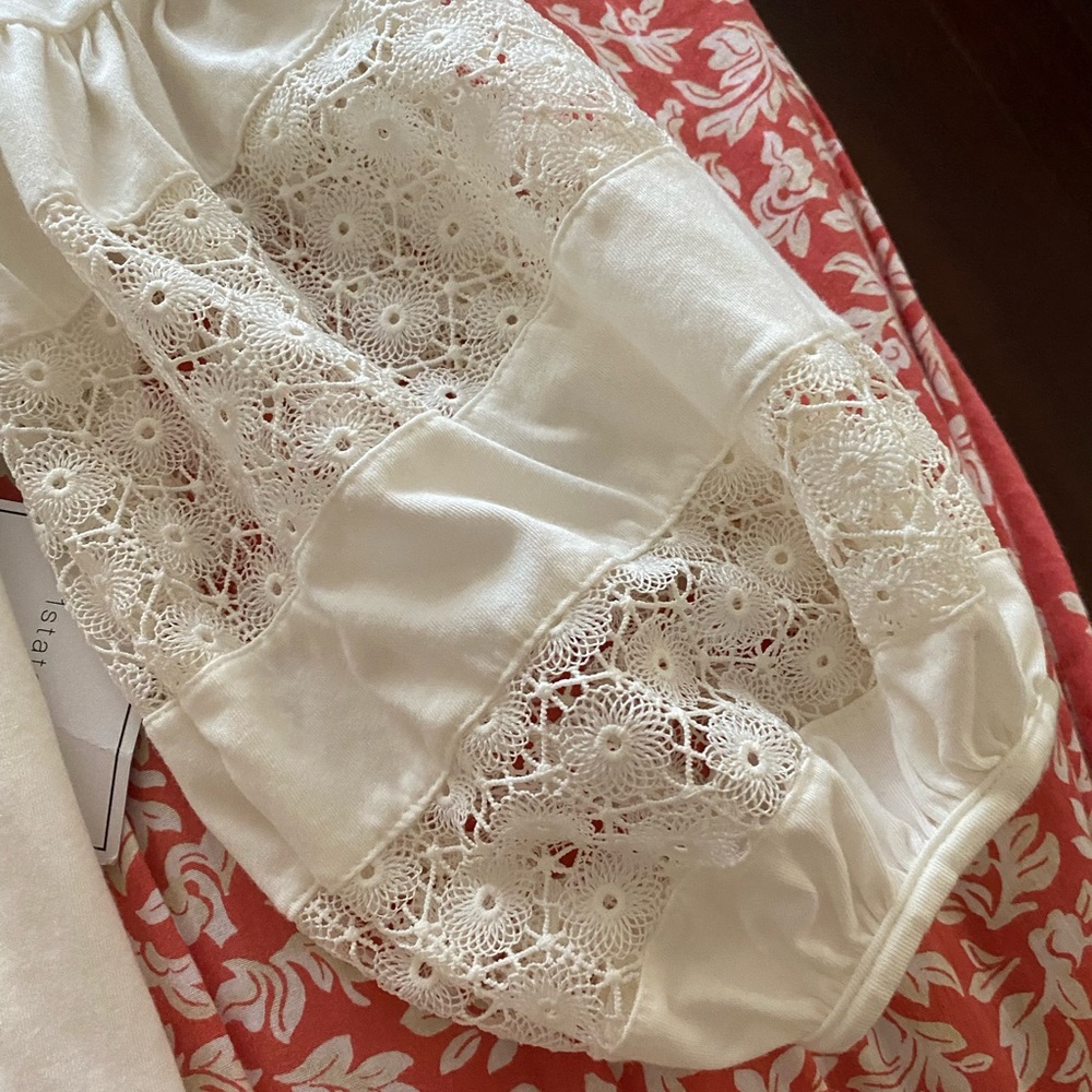 1 State blouse in medium.